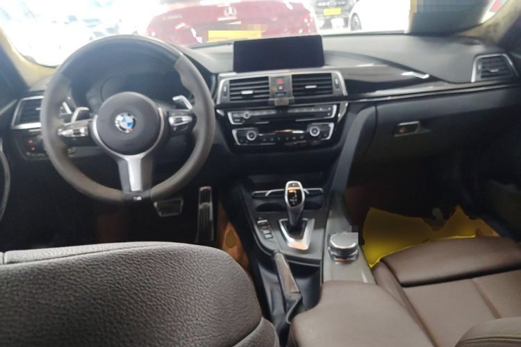 BMW 3 Series 2018 #10 BMW 3 Series 2018 car image #10
