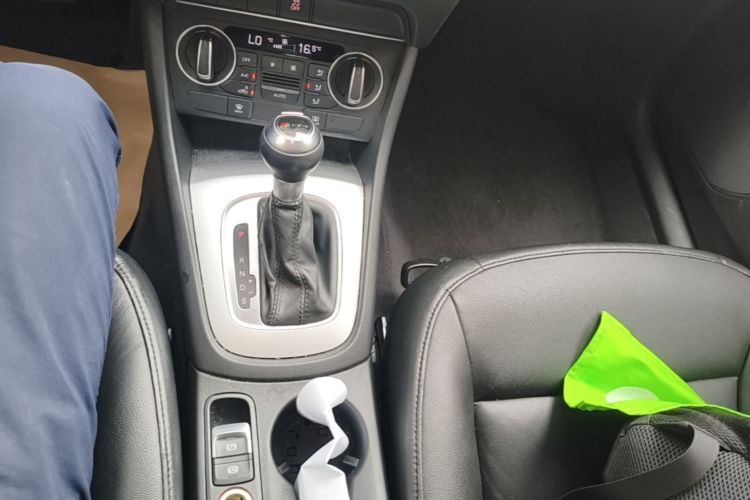 Audi Q3 2016 #18 Audi Q3 2016 immagine di auto #18
