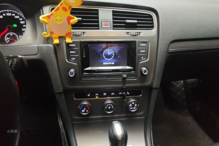 Volkswagen Golf 2016 car image #15