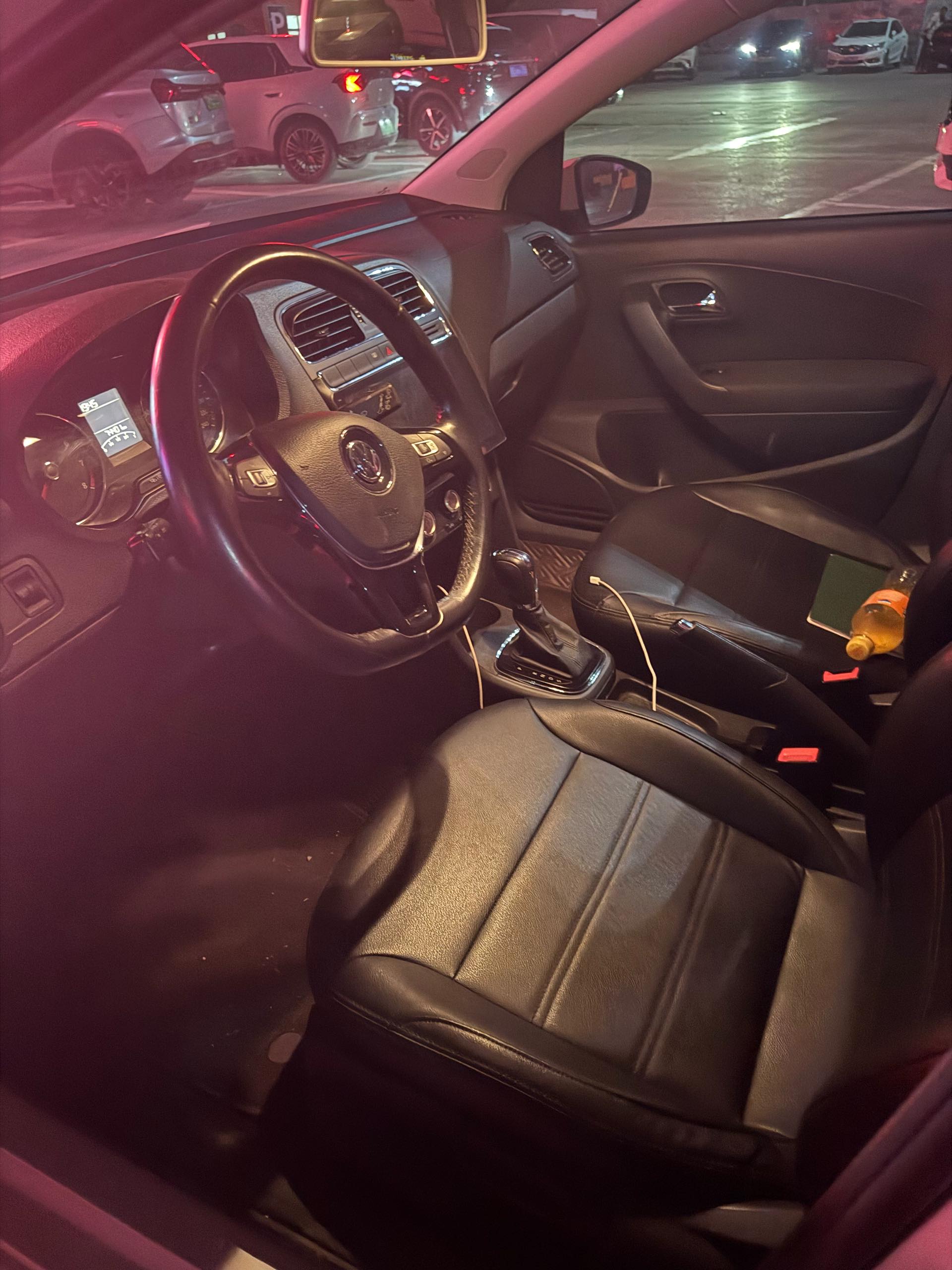 Volkswagen Polo 2018 car image #4