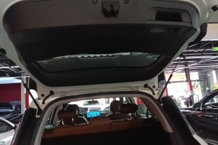 GEELY Vision X6 2022 immagine di auto #19