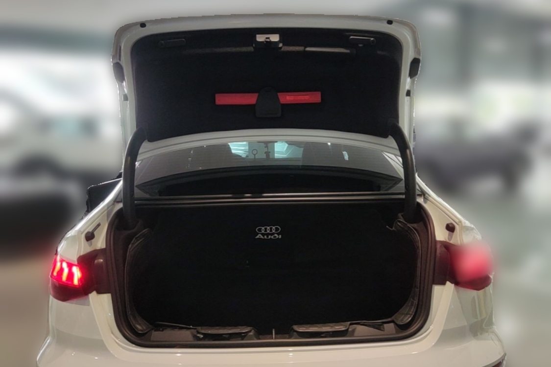 Audi A3 2024 immagine di auto #10