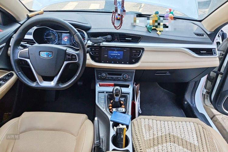 GEELY Emgrand 2018 car image #11