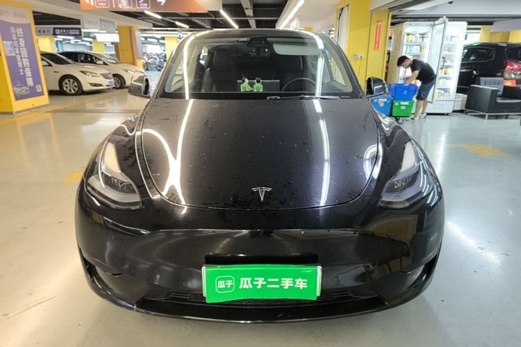 Tesla Model Y 2022 #3 Tesla Model Y 2022 car image #3