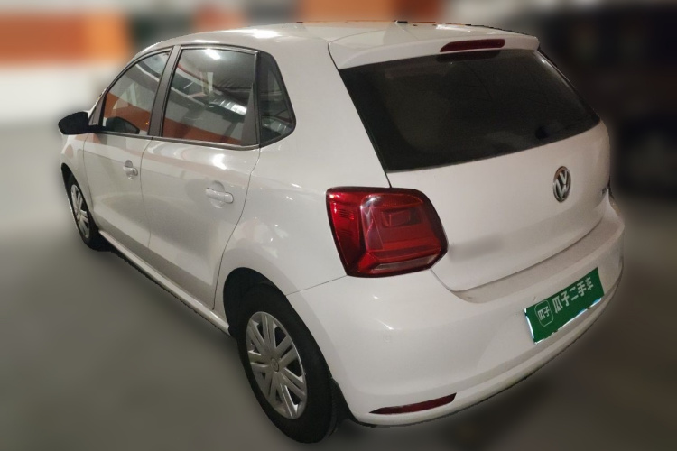 Volkswagen Polo 2016 car image #5