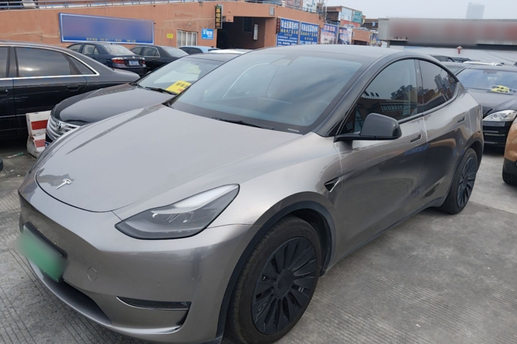Tesla Model Y 2021 #2 Tesla Model Y 2021 car image #2
