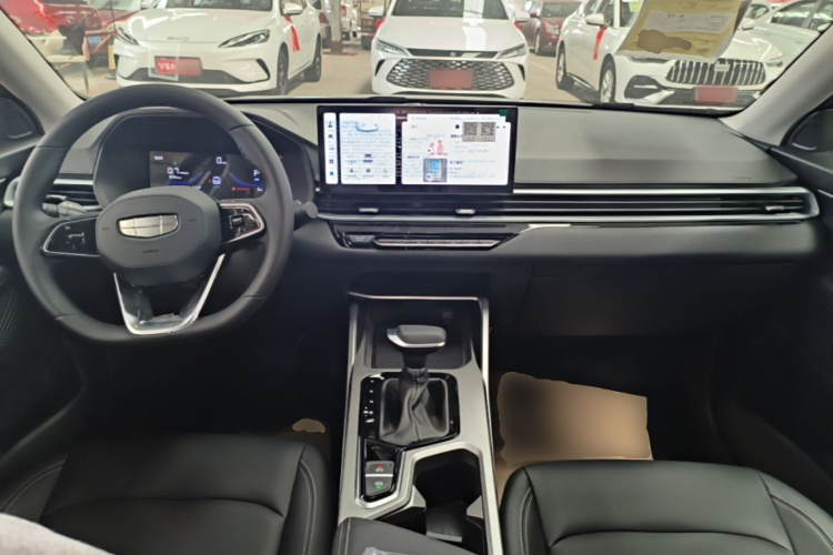 GEELY Emgrand 2026 car image #10