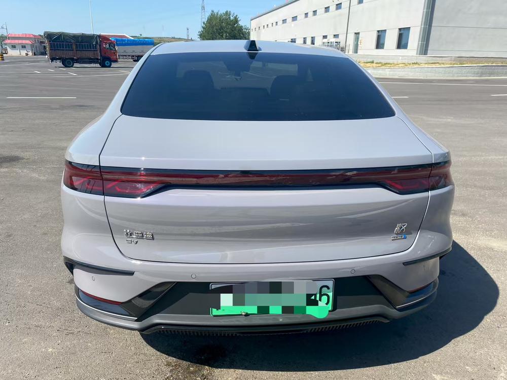 BYD Han 2026 car image #5