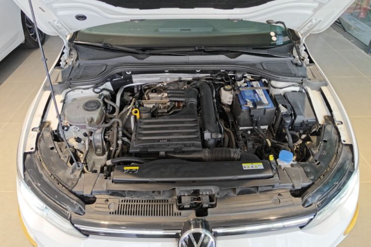Volkswagen Golf 2024 car image #20