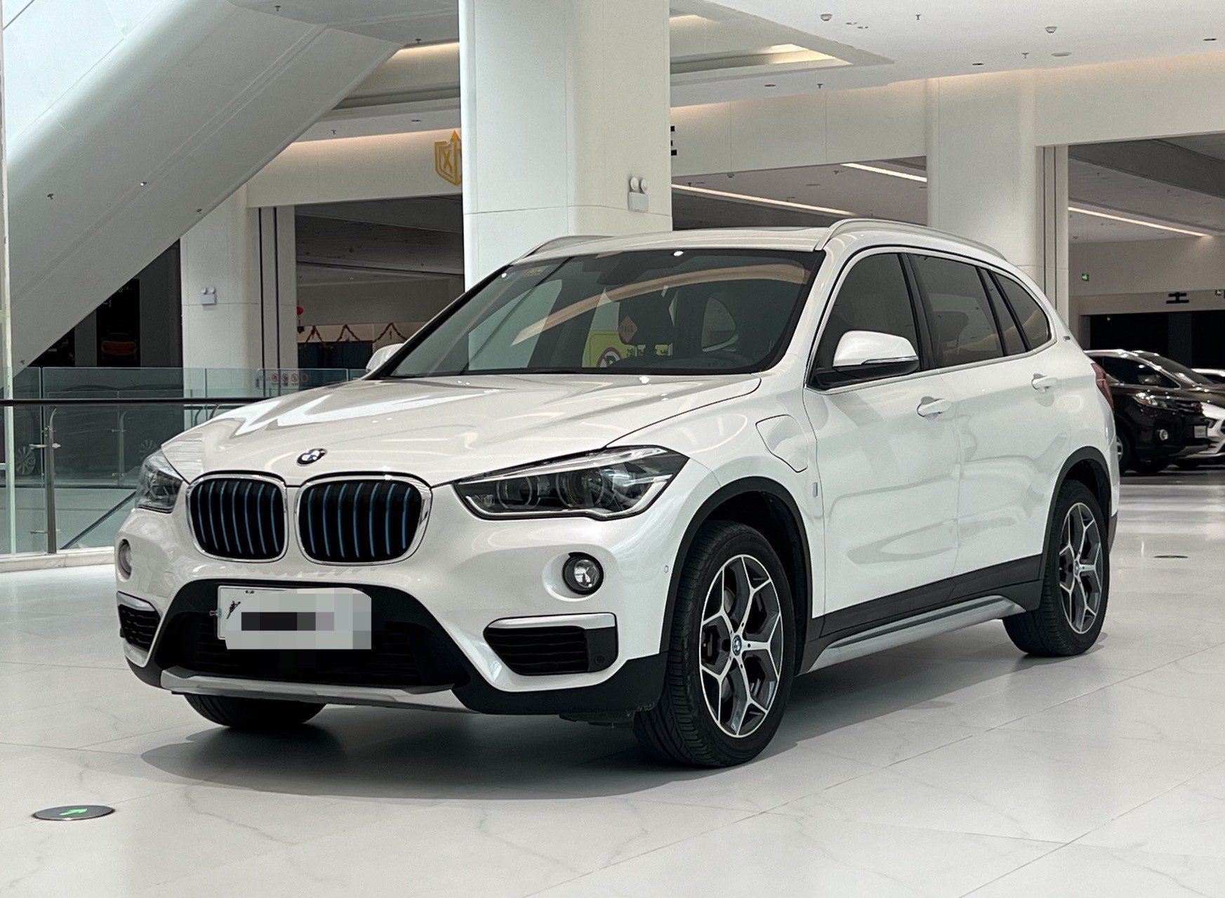 BMW X1 New Energy 2018 car image 