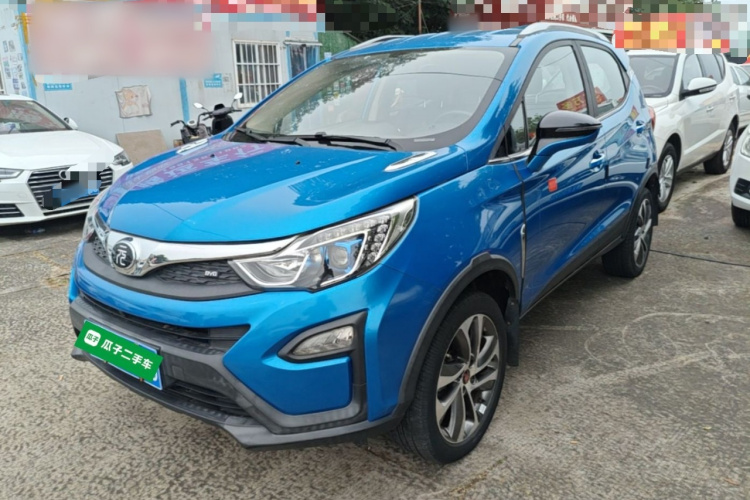 BYD Yuan 2017 #2 BYD Yuan 2017 car image #2