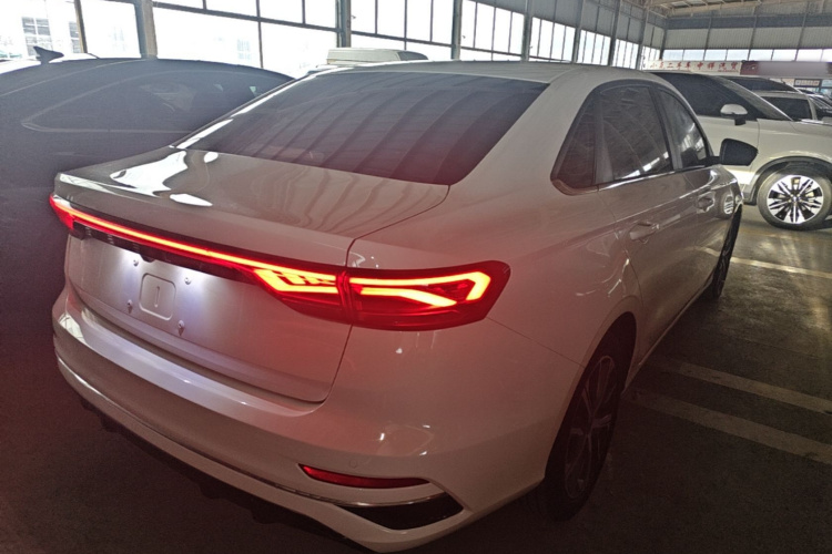 GEELY Emgrand 2021 #7 GEELY Emgrand 2021 car image #7