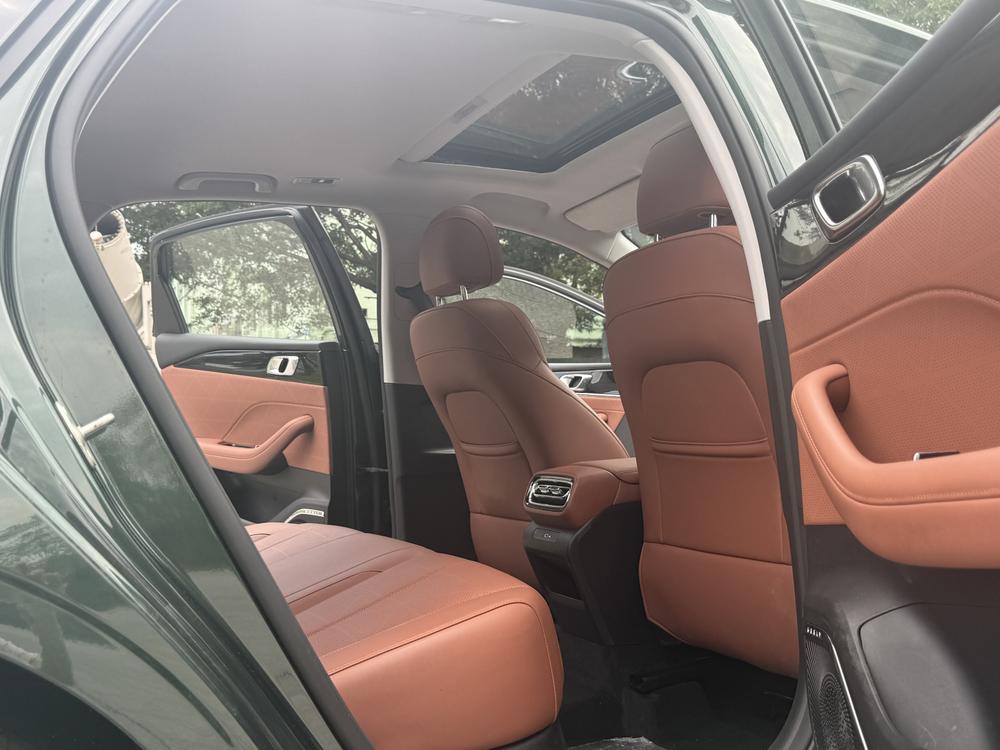 GEELY Emgrand 2025 #17 GEELY Emgrand 2025 car image #17