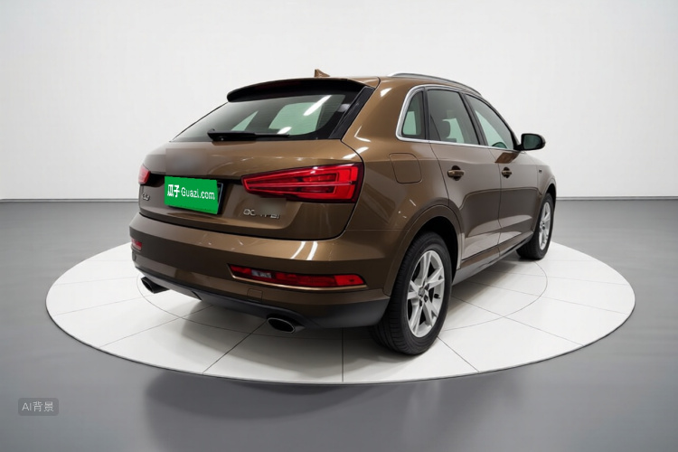 Audi Q3 2018 car image #7