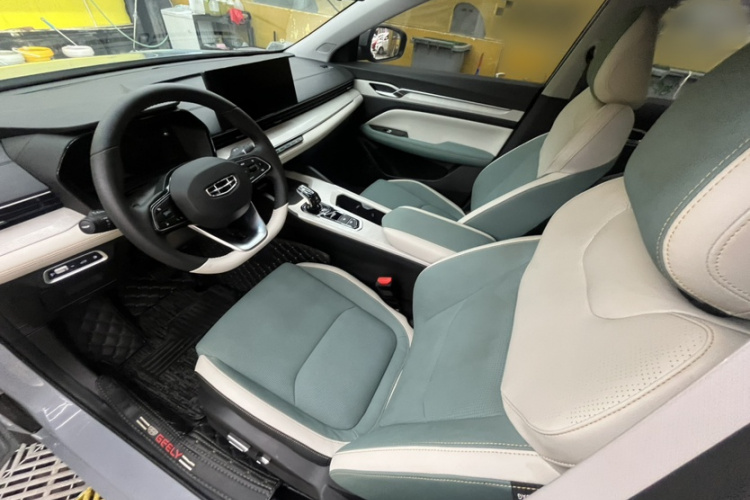 GEELY Emgrand L HiP 2022 car image #16