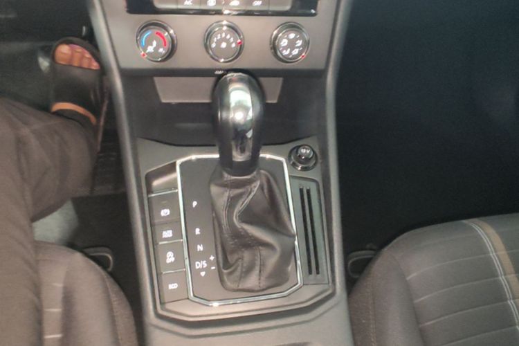 Volkswagen Lavida 2021 #14 Volkswagen Lavida 2021 car image #14