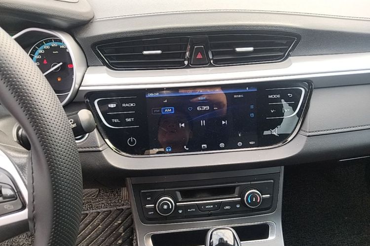 GEELY Emgrand 2020 #13 GEELY Emgrand 2020 صورة سيارة #13