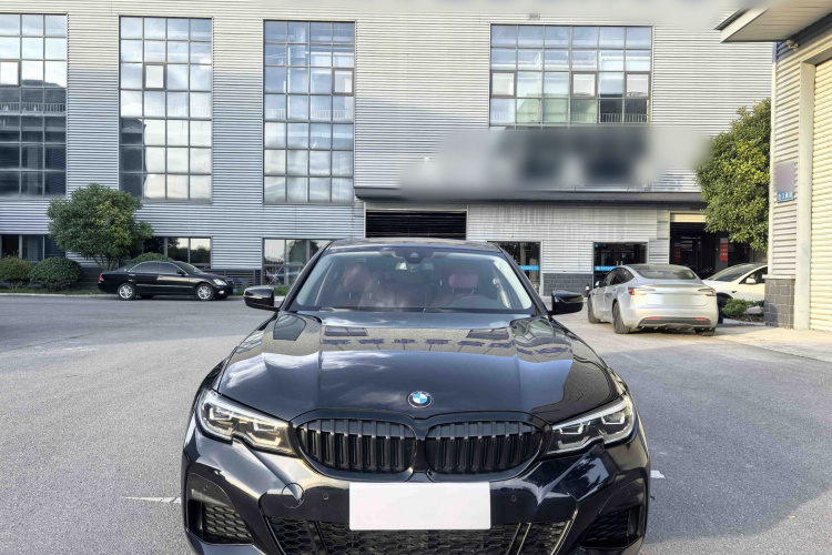 BMW 3 Series 2022 car image #6