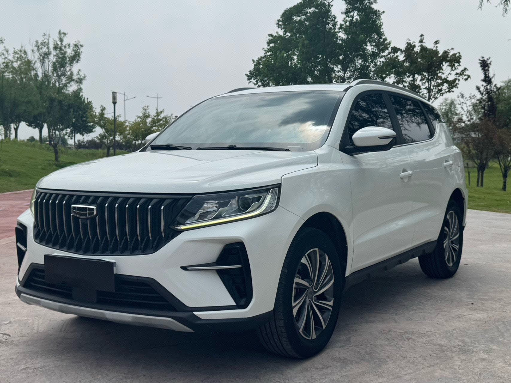 GEELY Vision X6 2022 car image 