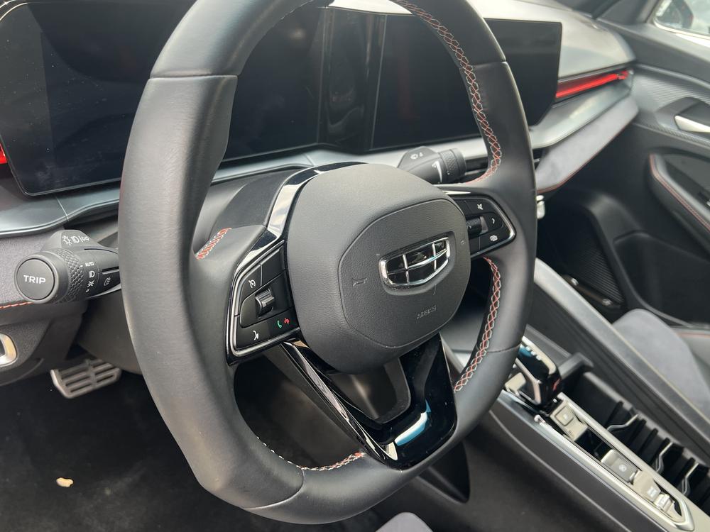 GEELY Binray 2022 car image #7