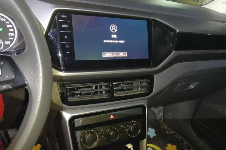 Volkswagen T-Cross 2021 car image #13