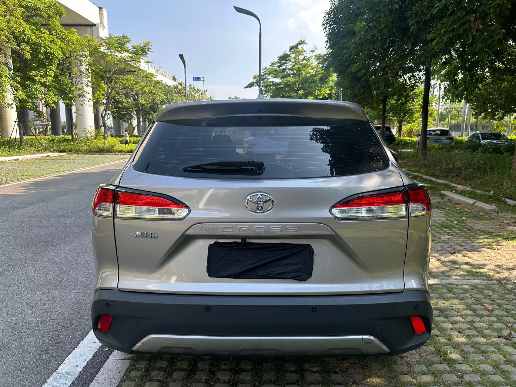 Toyota Corolla Cross 2023 #8 Toyota Corolla Cross 2023 car image #8