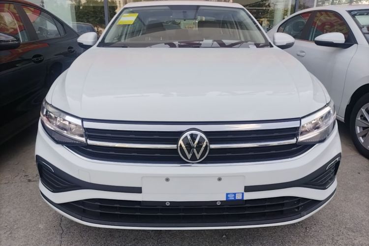 Volkswagen Bora 2026 car image #3