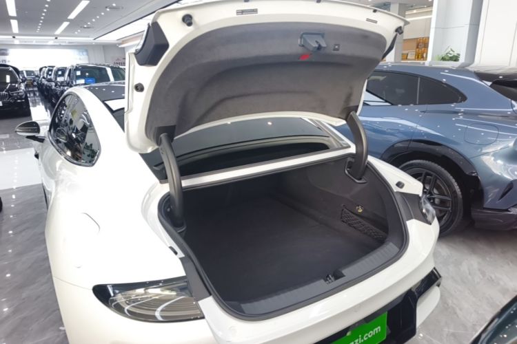 MI SU7 2025 immagine di auto #19