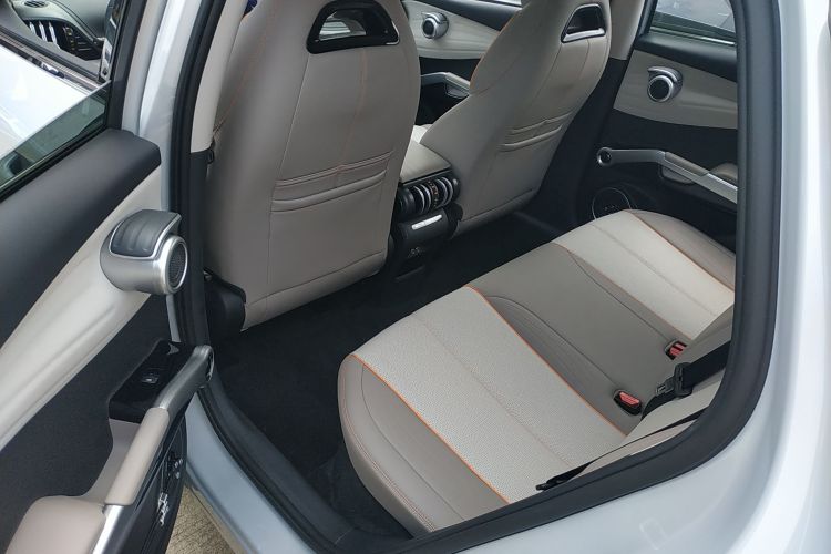 BYD Yuan Plus 2023 изображение автомобиля #17