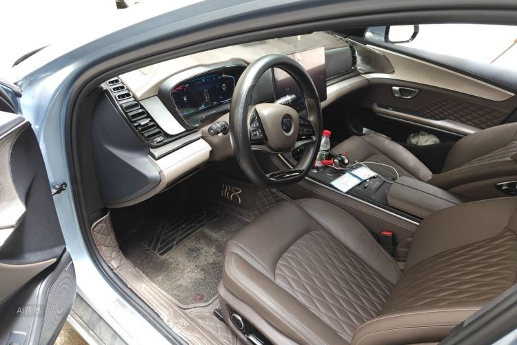 BYD Han 2023 car image #18