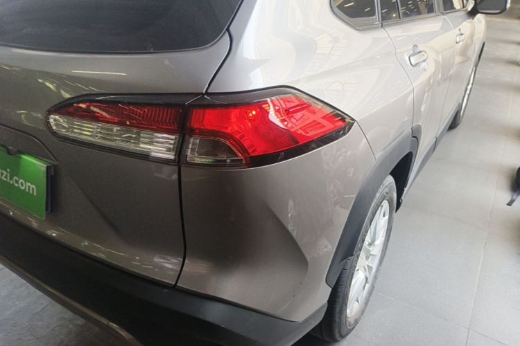 Toyota Corolla Cross 2023 image de voiture #8
