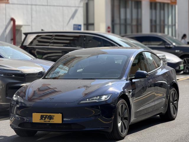 Tesla Model 3 2026 #10 Tesla Model 3 2026 immagine di auto #10
