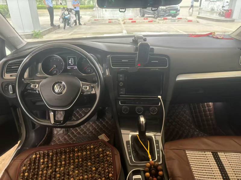 Volkswagen Golf 2019 #6 Volkswagen Golf 2019 car image #6