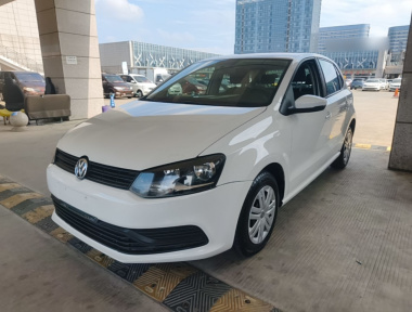 Volkswagen Polo 2017 car image 