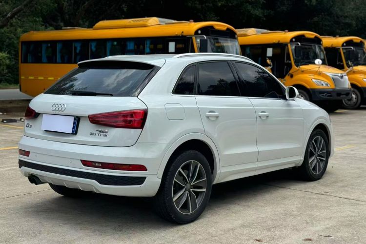 Audi Q3 2019 #10 Audi Q3 2019 car image #10