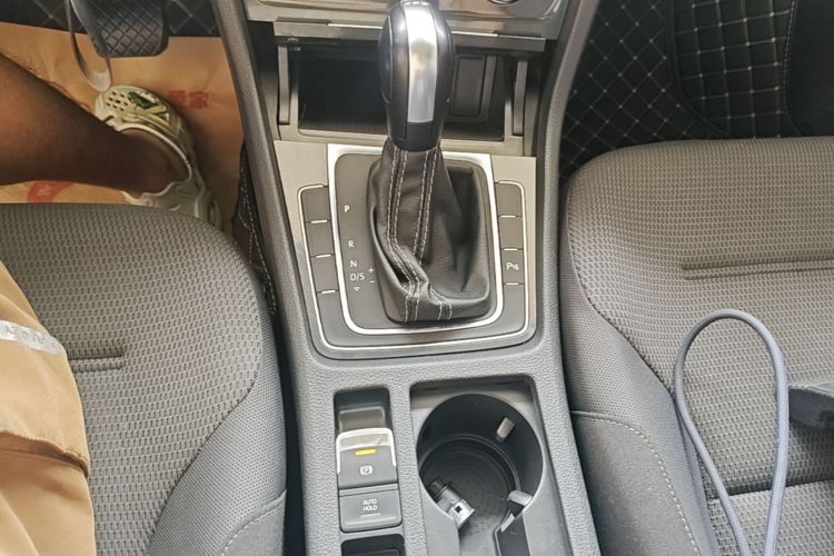 Volkswagen Golf 2017 #14 Volkswagen Golf 2017 car image #14