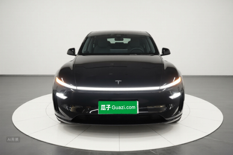 Tesla Model Y 2025 #3 Tesla Model Y 2025 car image #3