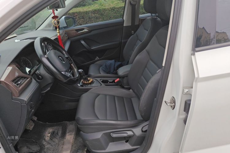 Volkswagen Tharu 2021 car image #17