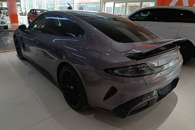 MI SU7 2024 car image #7