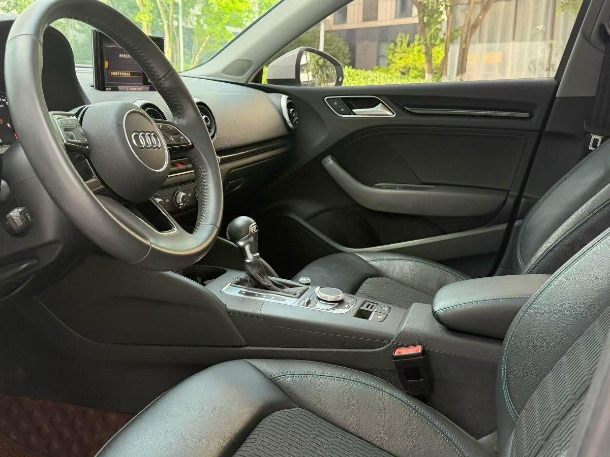 Audi A3 2021 immagine di auto #4