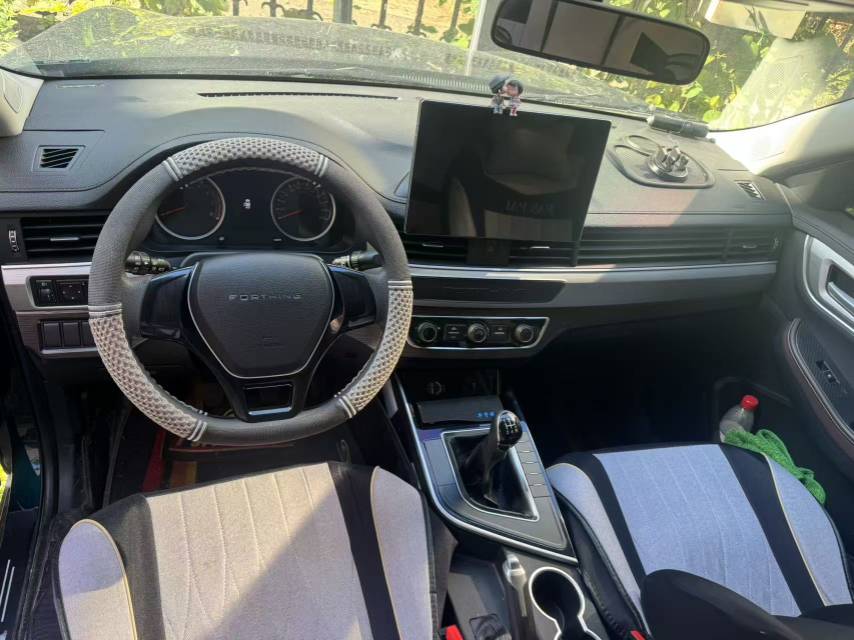 Forthing T5 2024 #4 Forthing T5 2024 imagem de carro #4