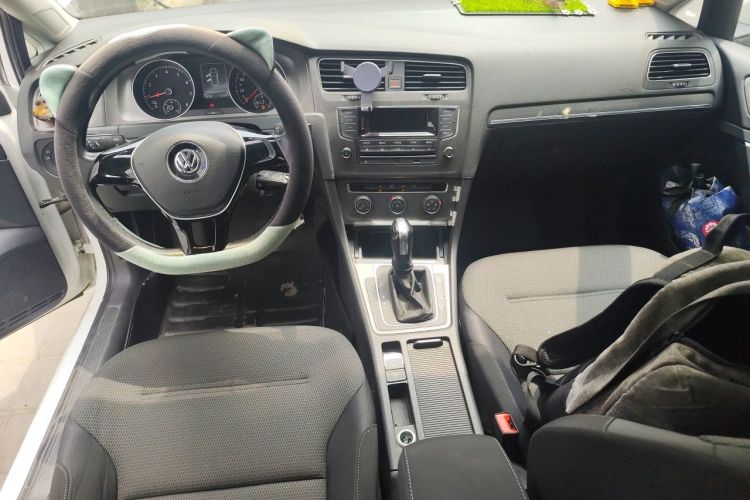 Volkswagen Golf 2015 car image #7