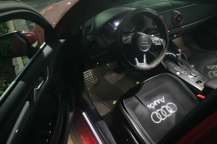 Audi A3 2020 car image #9