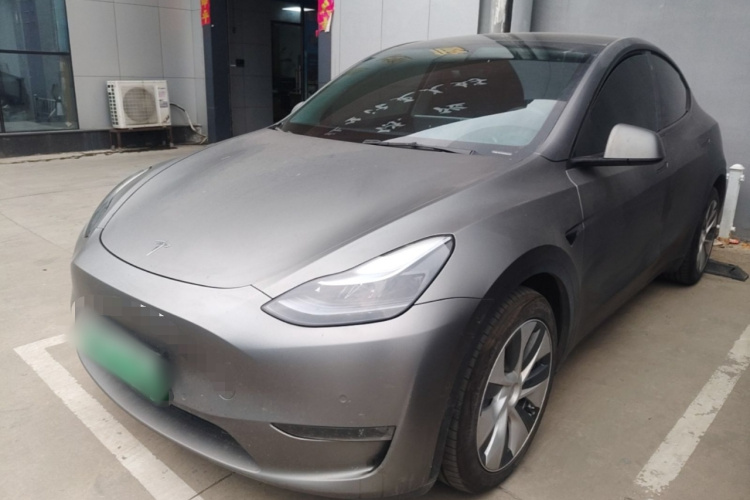 Tesla Model Y 2022 #2 Tesla Model Y 2022 car image #2