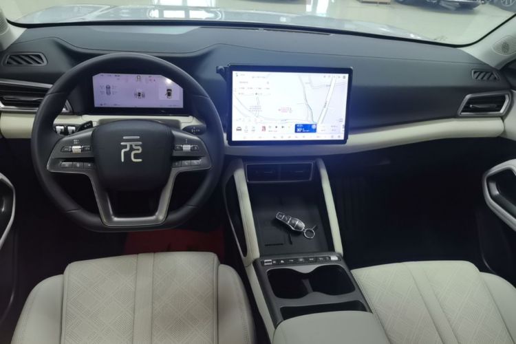 BYD YuanUP 2025 car image #10
