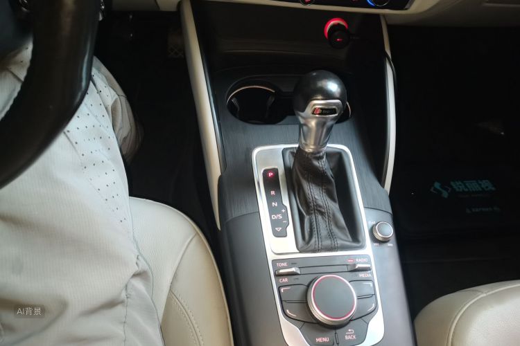 Audi A3 2015 car image #16