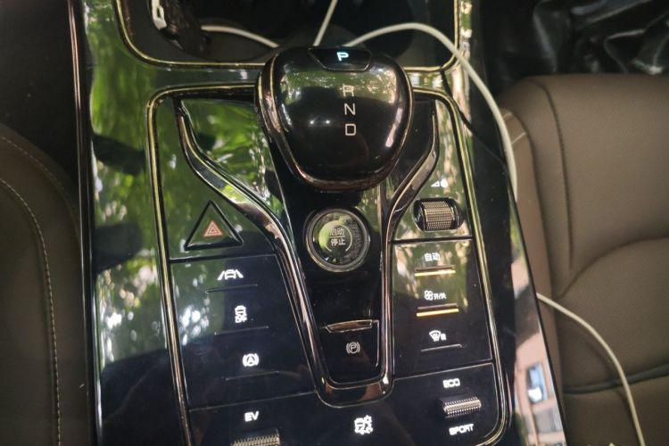 BYD Han 2020 immagine di auto #18