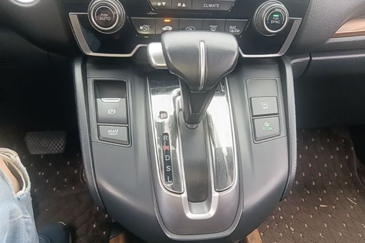 Honda CR-V 2018 #14 Honda CR-V 2018 car image #14