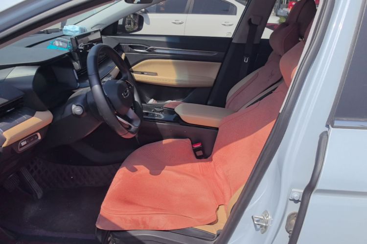 GEELY Emgrand L HiP 2023 car image #15