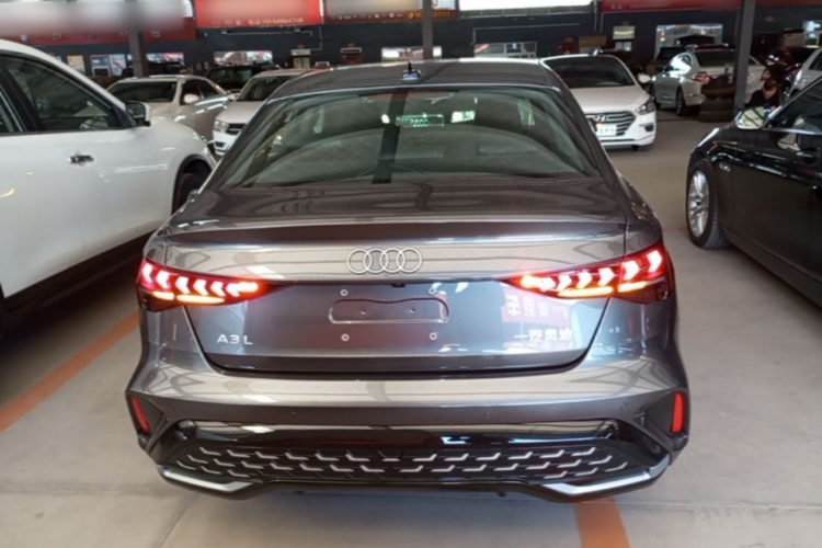 Audi A3 2026 immagine di auto #6